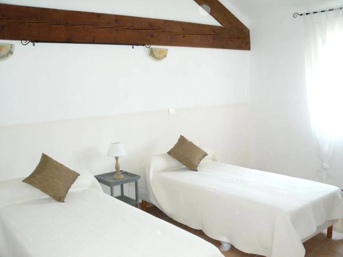 Maison Accueillante A Monteux Avec Piscine Partagee France