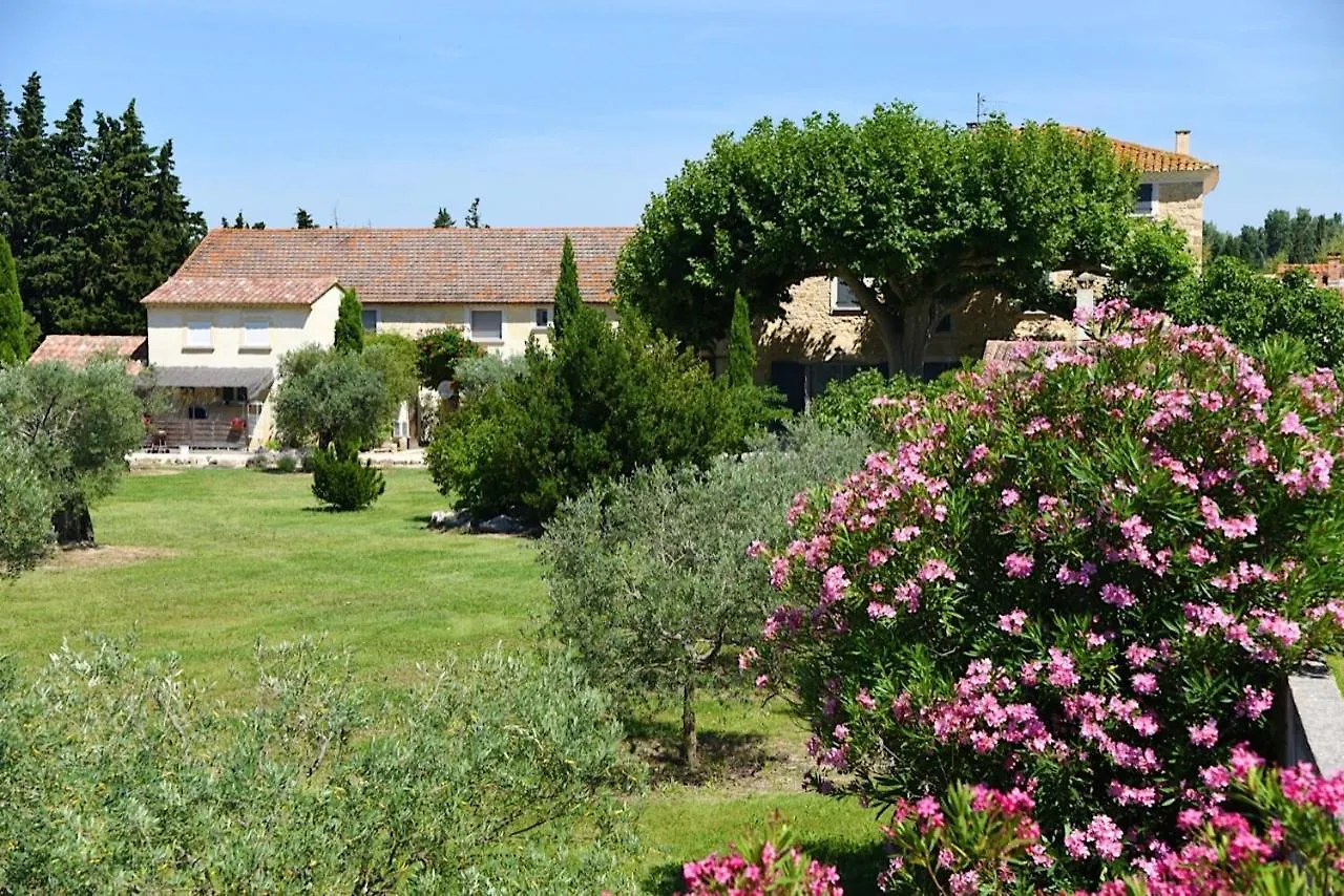 Maison Accueillante A Monteux Avec Piscine Partagee France