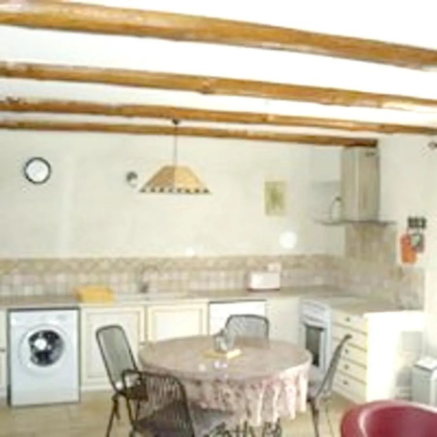 Maison Accueillante A Monteux Avec Piscine Partagee Holiday home
