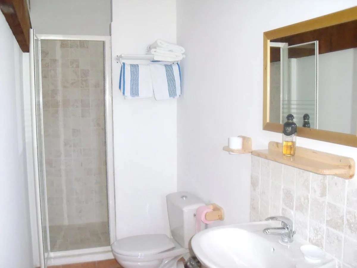 Maison Accueillante A Monteux Avec Piscine Partagee 0*,  France
